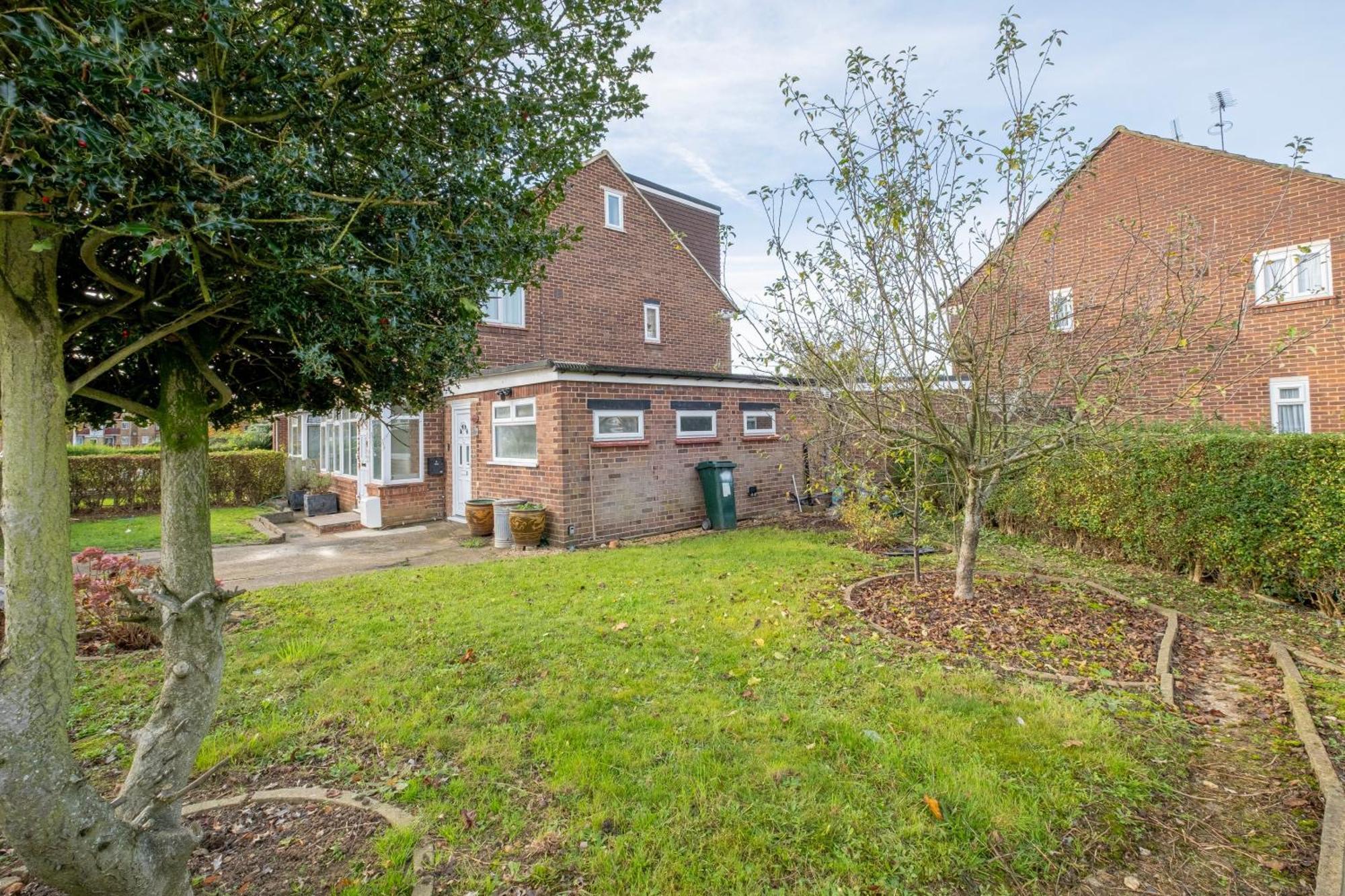 Kings House Apartment Hayes, West London Apt A Northolt  외부 사진