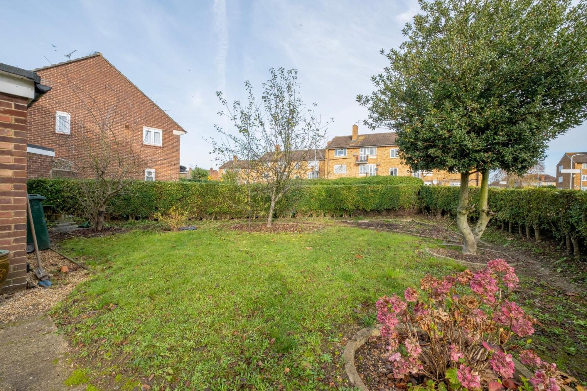 Kings House Apartment Hayes, West London Apt A Northolt  외부 사진